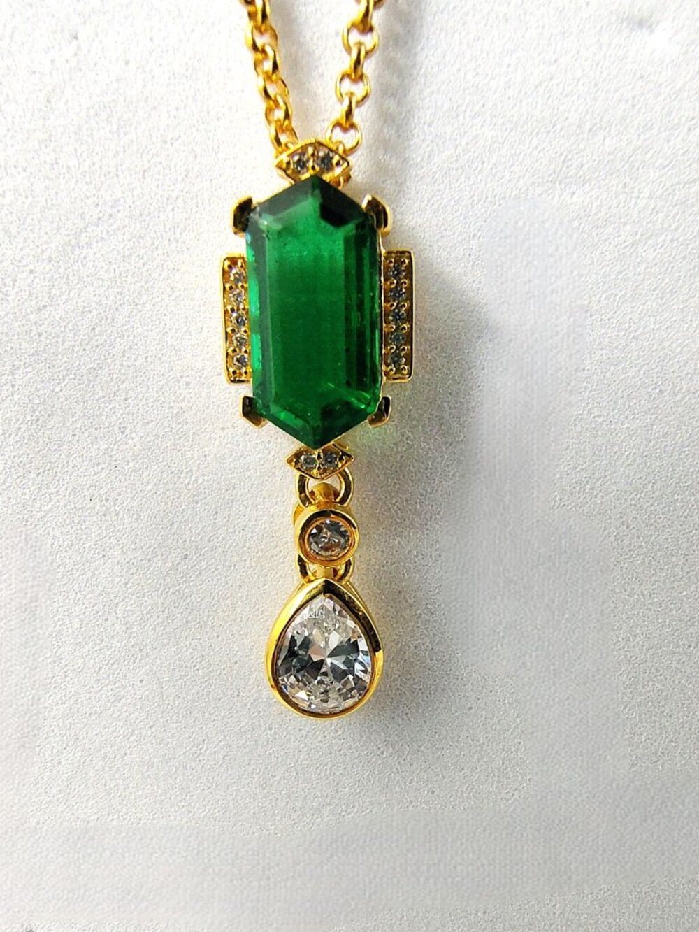 Hespera Tsavorite Pendant Necklace